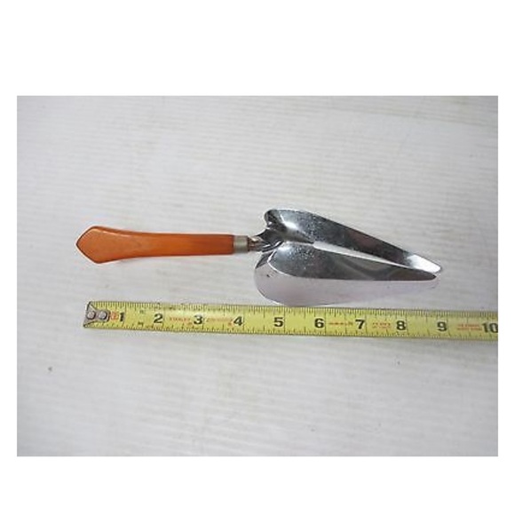 Vintage butterscotch Bakelite pie desert server angle spatula - Picture 5 of 10